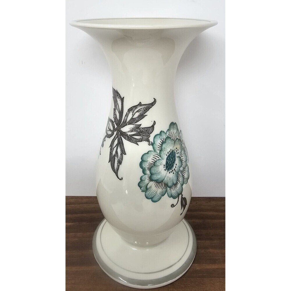 Vintage Schaubach Kunst Floral Tapered Hand Painted Vase Germany 8" Excellent